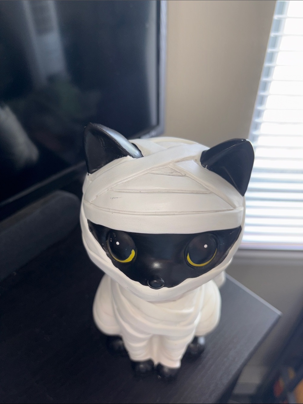 White & Black Mummy Cat Figurine - Decorative Pet Collectible - Picture 7 of 7